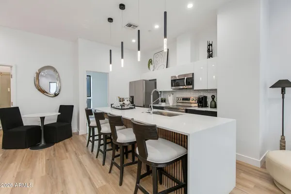 $538,000 | 4220 North 32nd Street, Unit 14, Phoenix, AZ 85016