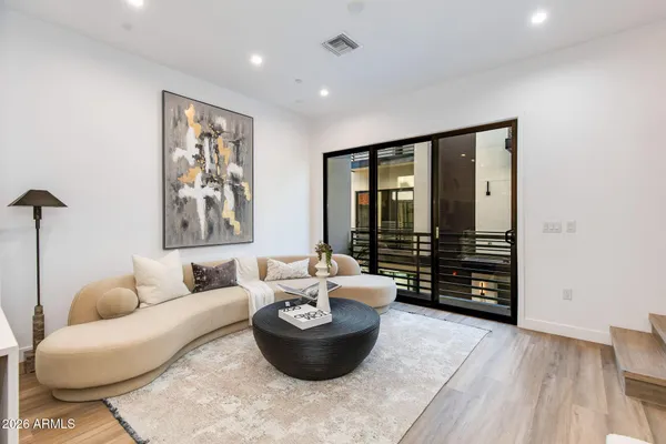 $538,000 | 4220 North 32nd Street, Unit 14, Phoenix, AZ 85016