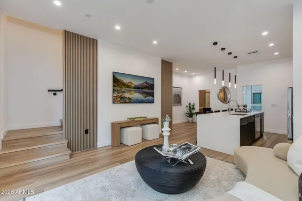 $538,000 | 4220 North 32nd Street, Unit 14, Phoenix, AZ 85016