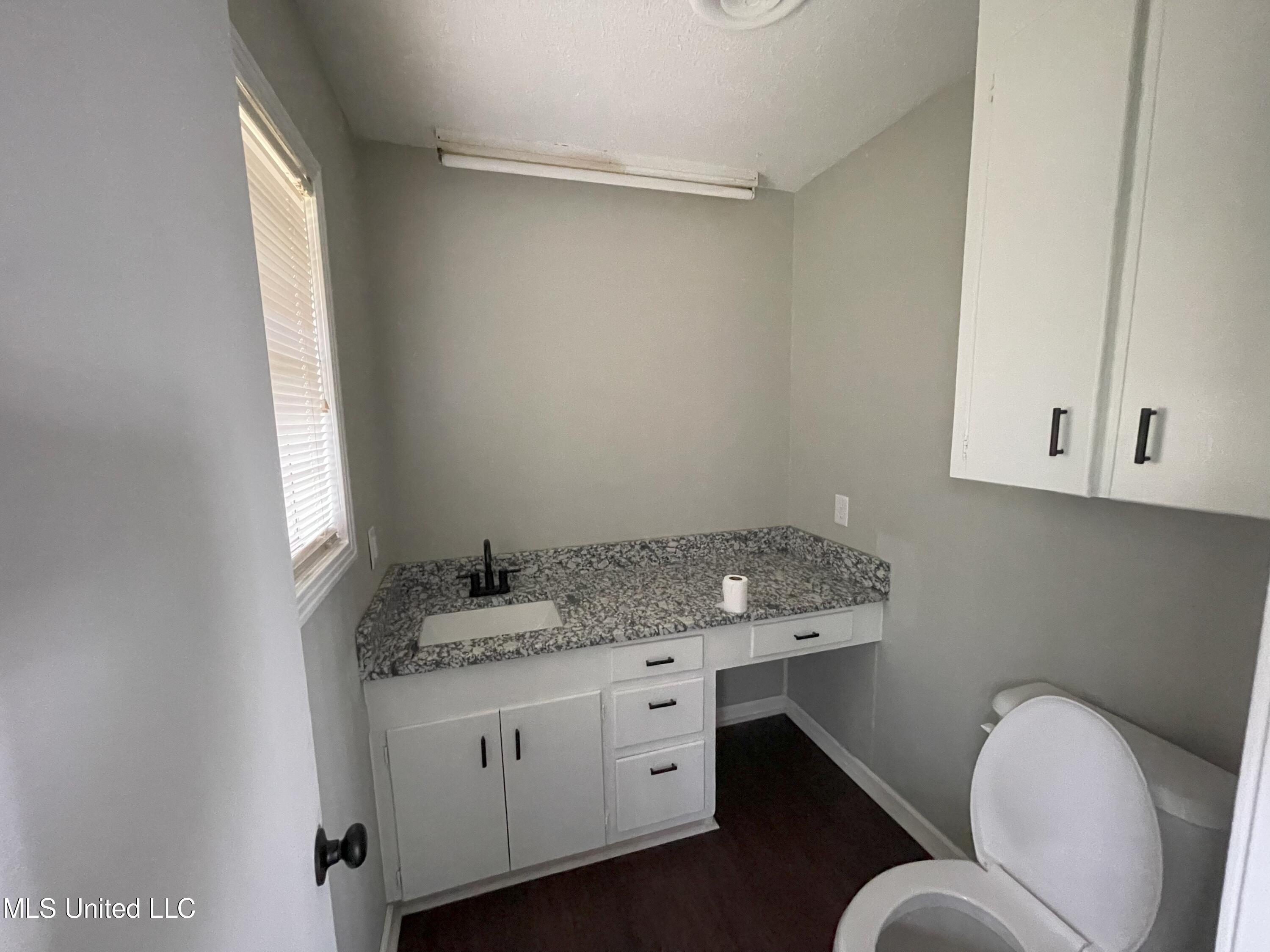 2278 Sawmill Road Shaw, MS 38773 - Photo 10 of 17 Bathroom .5