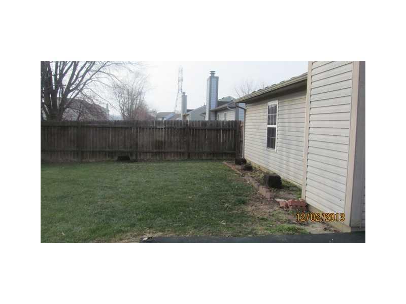 1123 Squirrel Ridge Road Anderson, IN 46013 - Photo 2 of 8