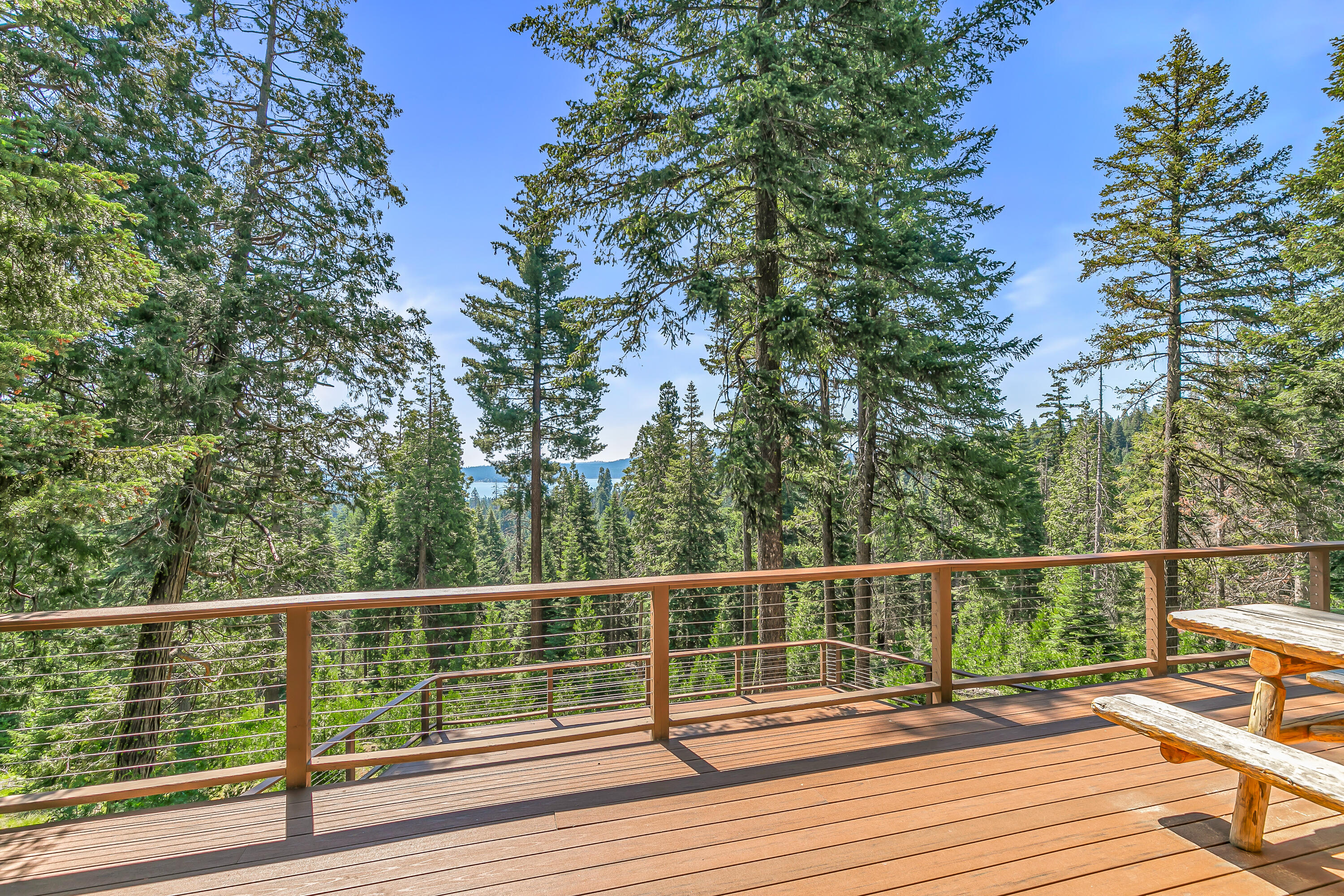 2042 Hyatt Prairie Road Ashland, OR 97520 - Photo 8 of 45 Gallery Image 8