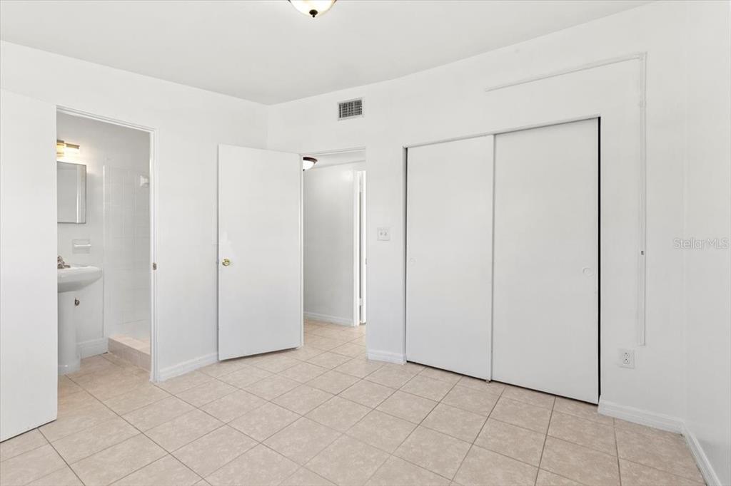 4720 Alton Road Tampa, FL 33615 - Photo 13 of 35 Gallery Image 13