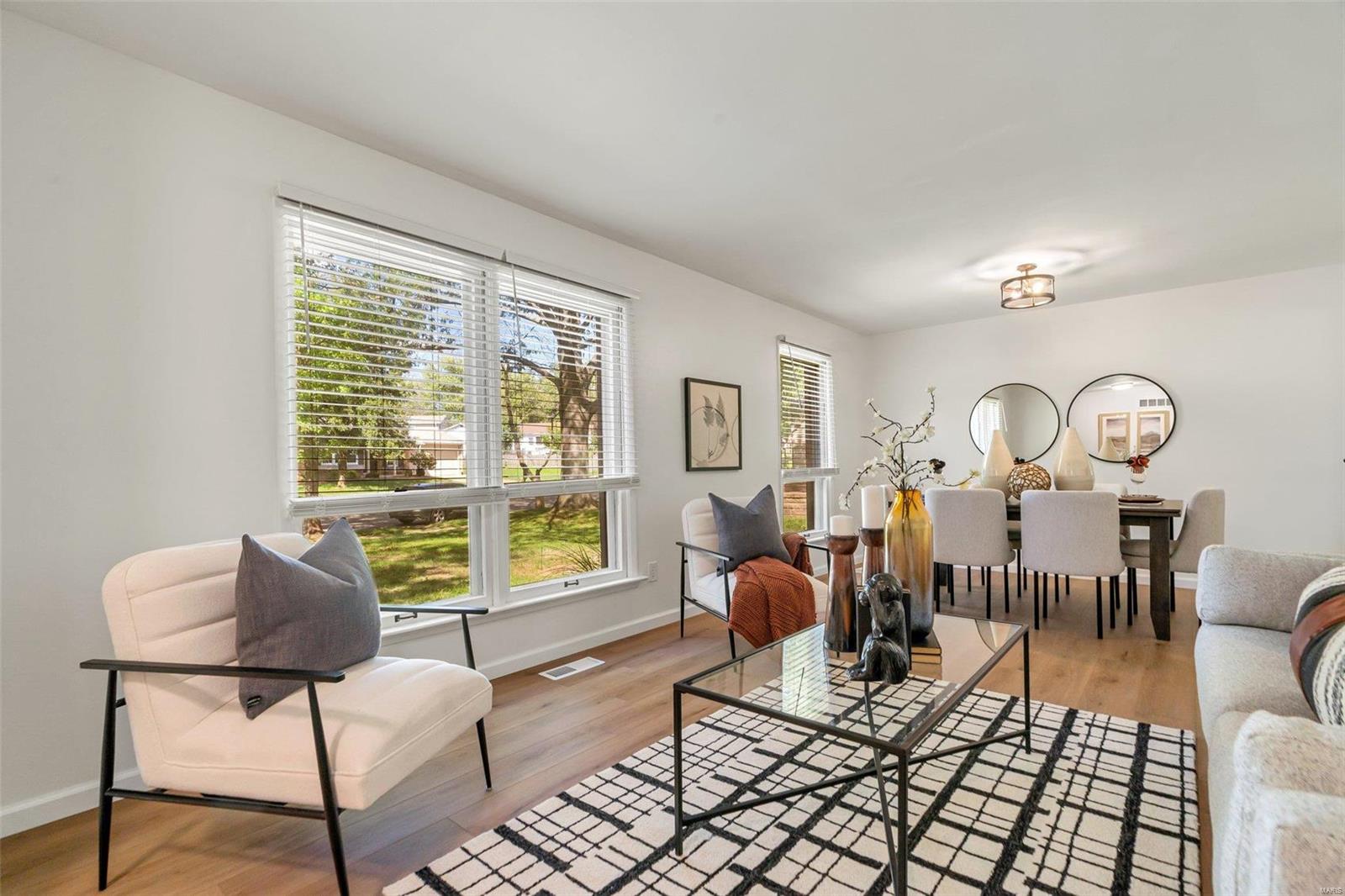 372 Palermo Drive Ballwin, MO 63021 - Photo 6 of 28