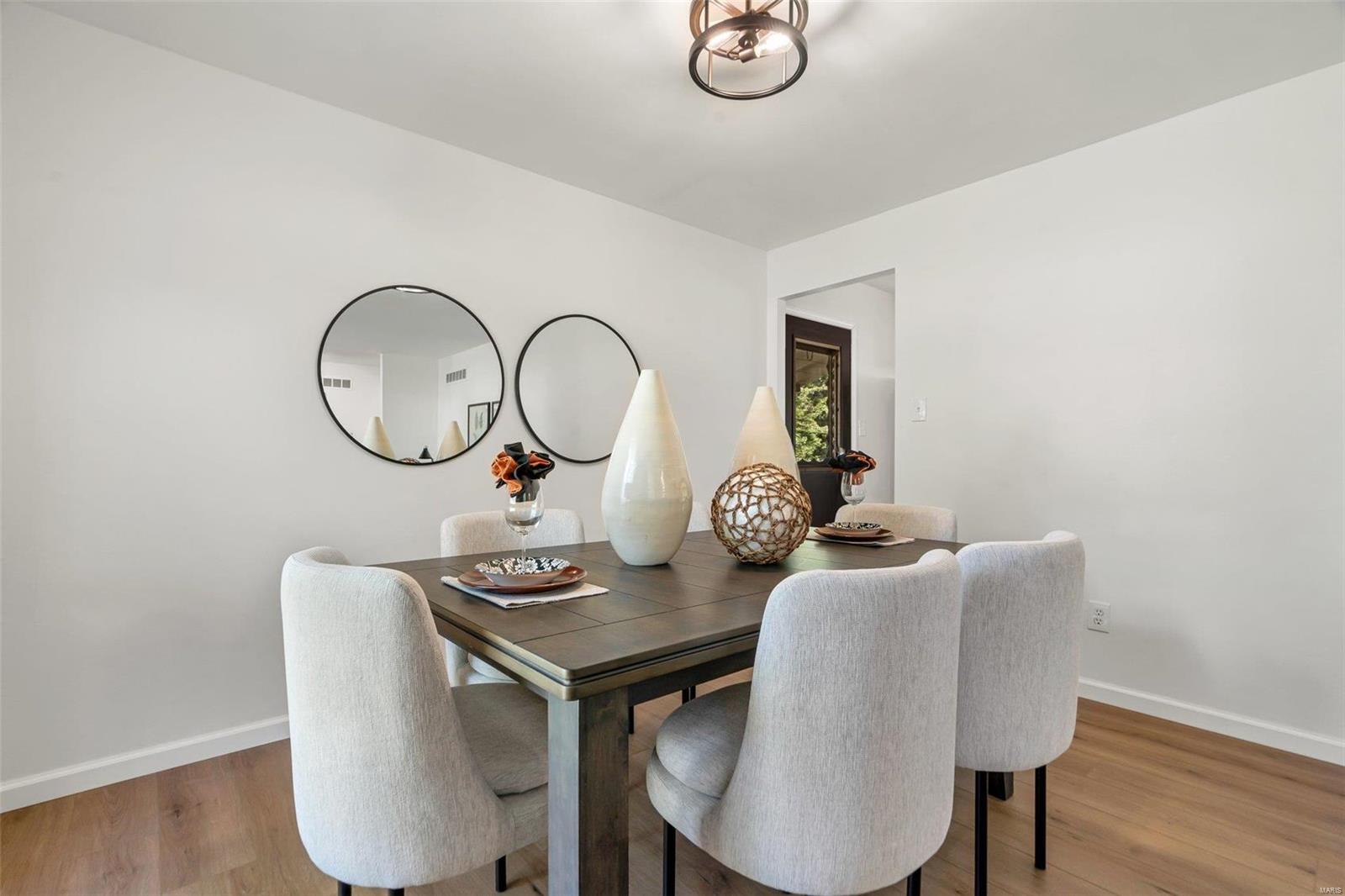 372 Palermo Drive Ballwin, MO 63021 - Photo 9 of 28