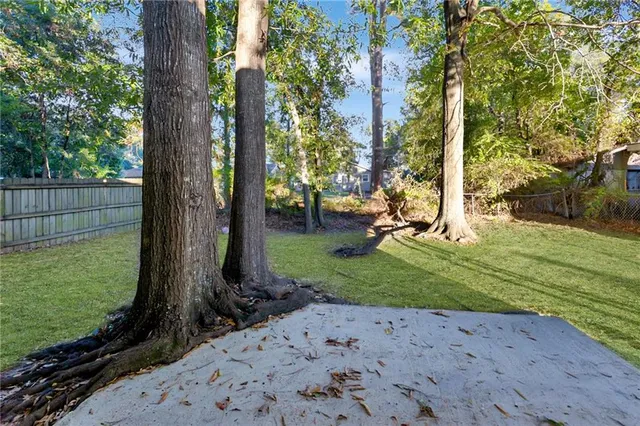 $1,000 | 204 North Scanlan Street, Unit A/B, Hammond, LA 70401