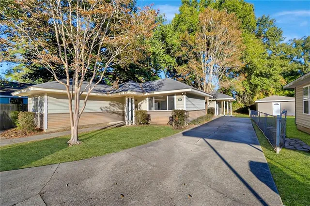 $1,000 | 204 North Scanlan Street, Unit A/B, Hammond, LA 70401