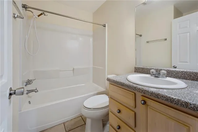 $1,000 | 204 North Scanlan Street, Unit A/B, Hammond, LA 70401