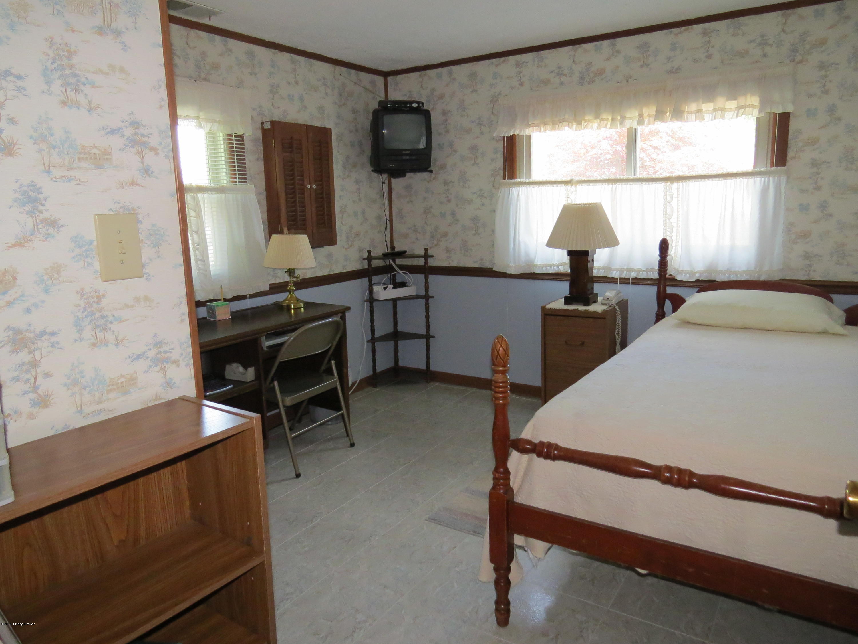 10410 St Rene Road Jeffersontown, KY 40299 - Photo 13 of 39 Bedroom 4 lower level