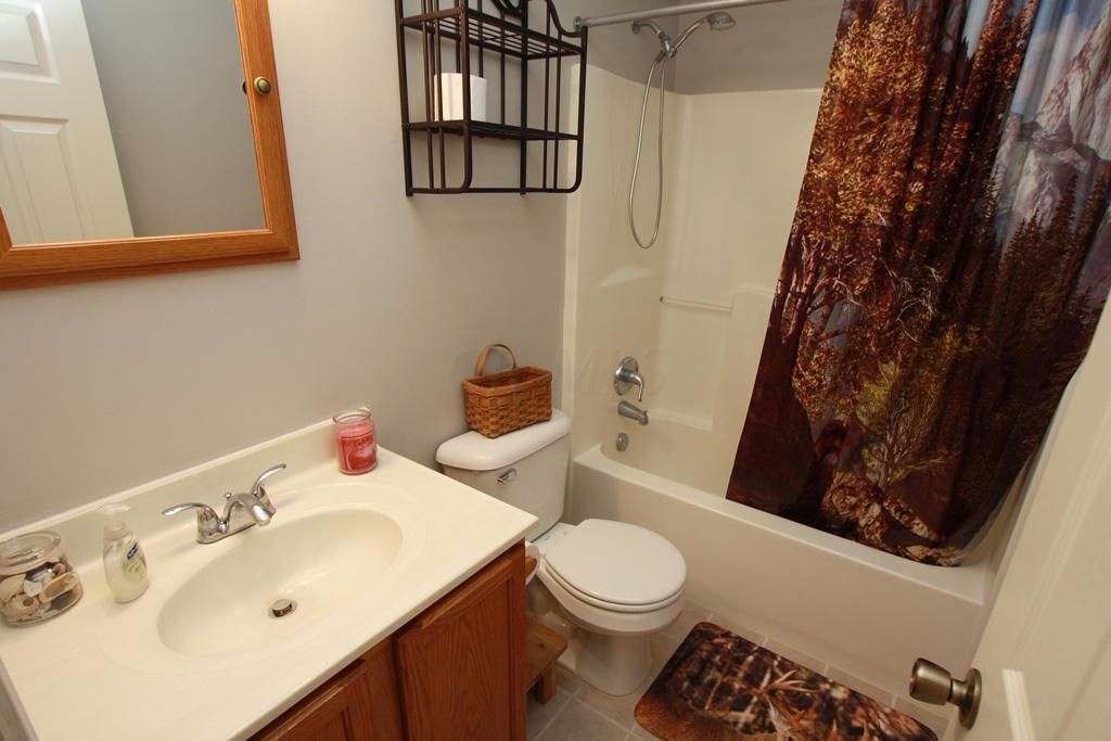 119 Brittney Road Commercial Point, OH 43116 - Photo 12 of 33