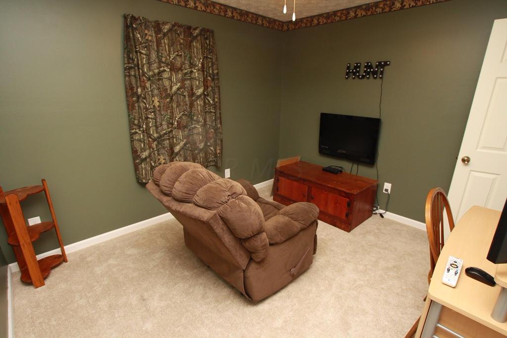 119 Brittney Road Commercial Point, OH 43116 - Photo 14 of 33