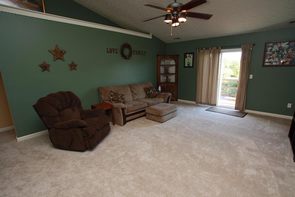 119 Brittney Road Commercial Point, OH 43116 - Photo 7 of 33