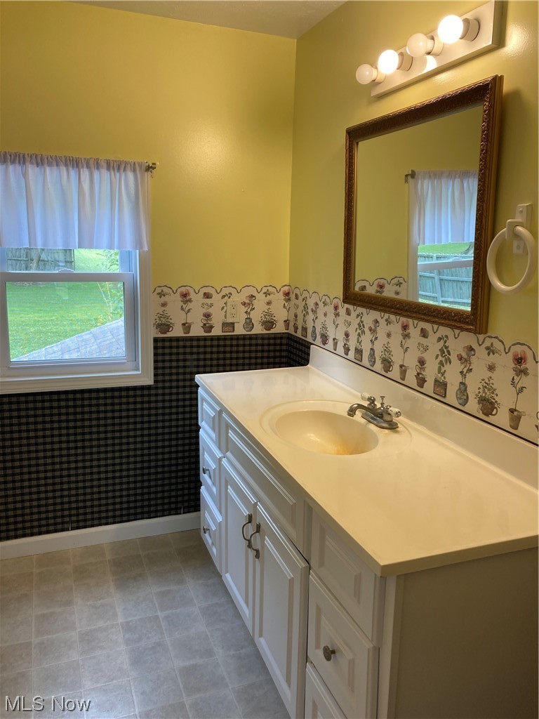 17322 Kinsman Road Middlefield, OH 44062 - Photo 25 of 35