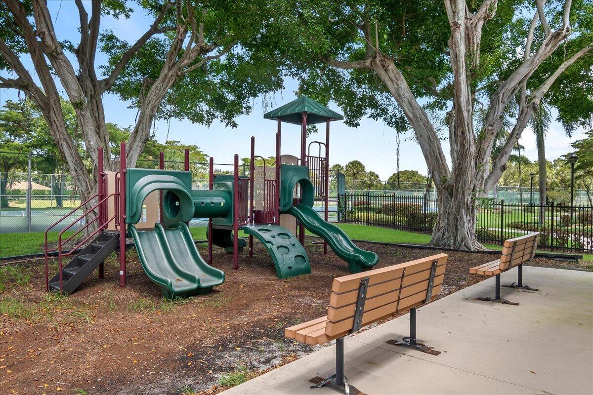 10798 Sea Cliff Circle Boca Raton, FL 33498 - Photo 43 of 45 63-JLC_2623