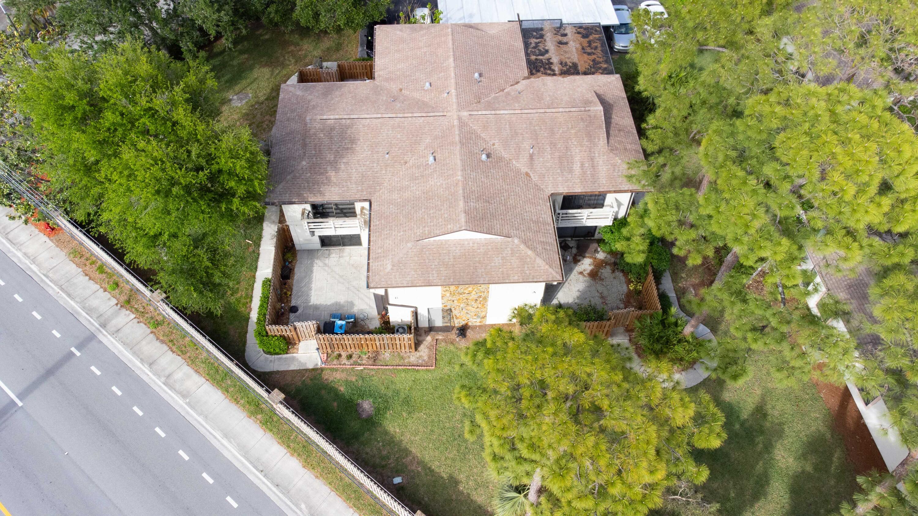 2811 Stoneway Lane, Unit B Fort Pierce, FL 34982 - Photo 25 of 28 DJI_0538