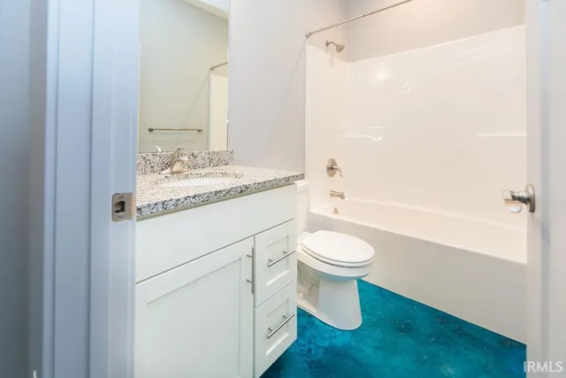 $2,400 | 1237 West Rangeview Circle, Bloomington, IN 47403