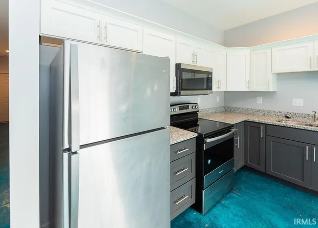 $2,400 | 1237 West Rangeview Circle, Bloomington, IN 47403