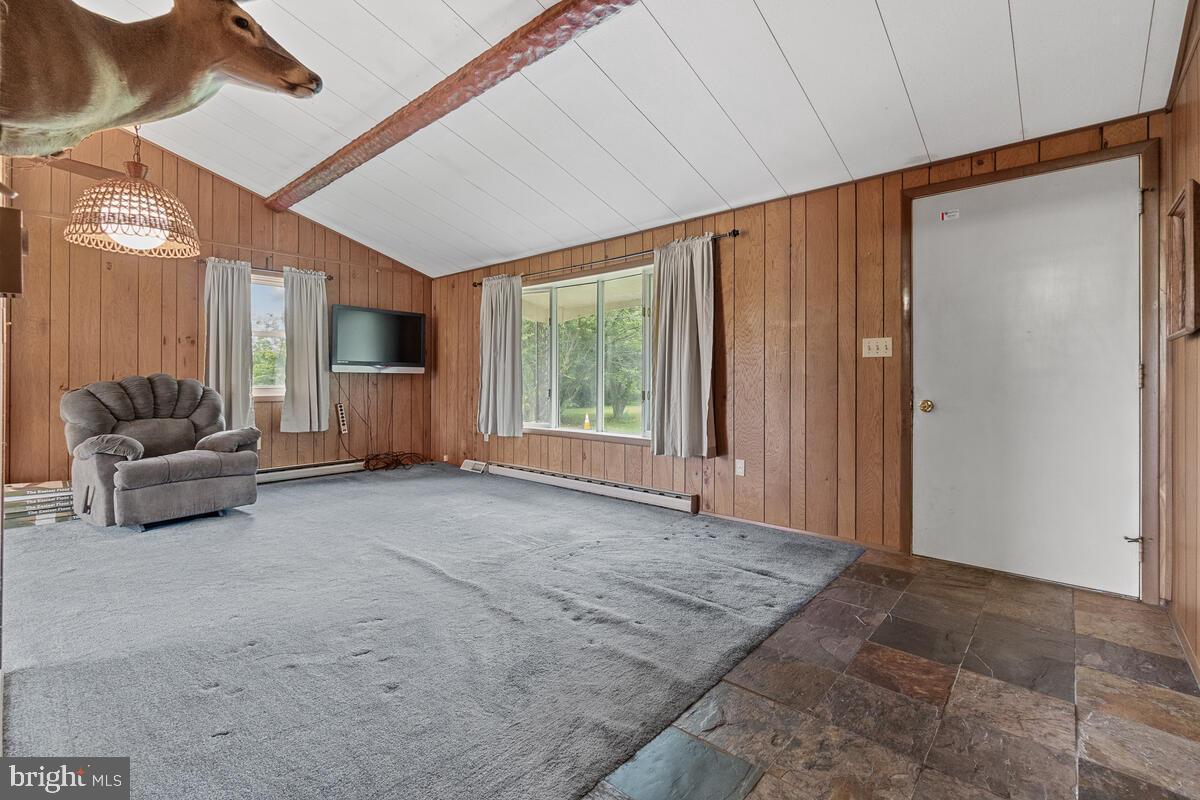 10008 Mumma Ford Road Rocky Ridge, MD 21778 - Photo 2 of 22 Living Room
