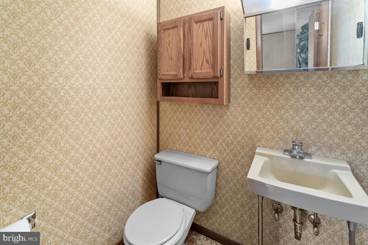 10008 Mumma Ford Road Rocky Ridge, MD 21778 - Photo 12 of 22 Primary Suite Half Bath
