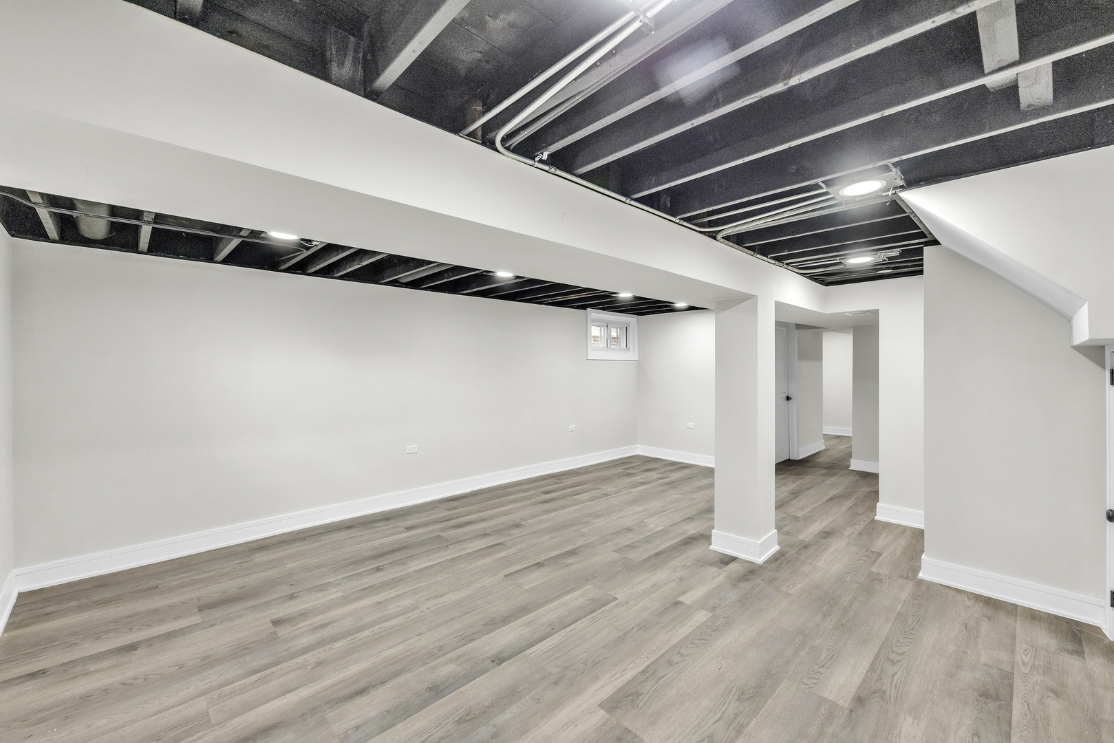 5331 West 53rd Place Chicago, IL 60638 - Photo 21 of 28 a view of an empty room with wooden floor