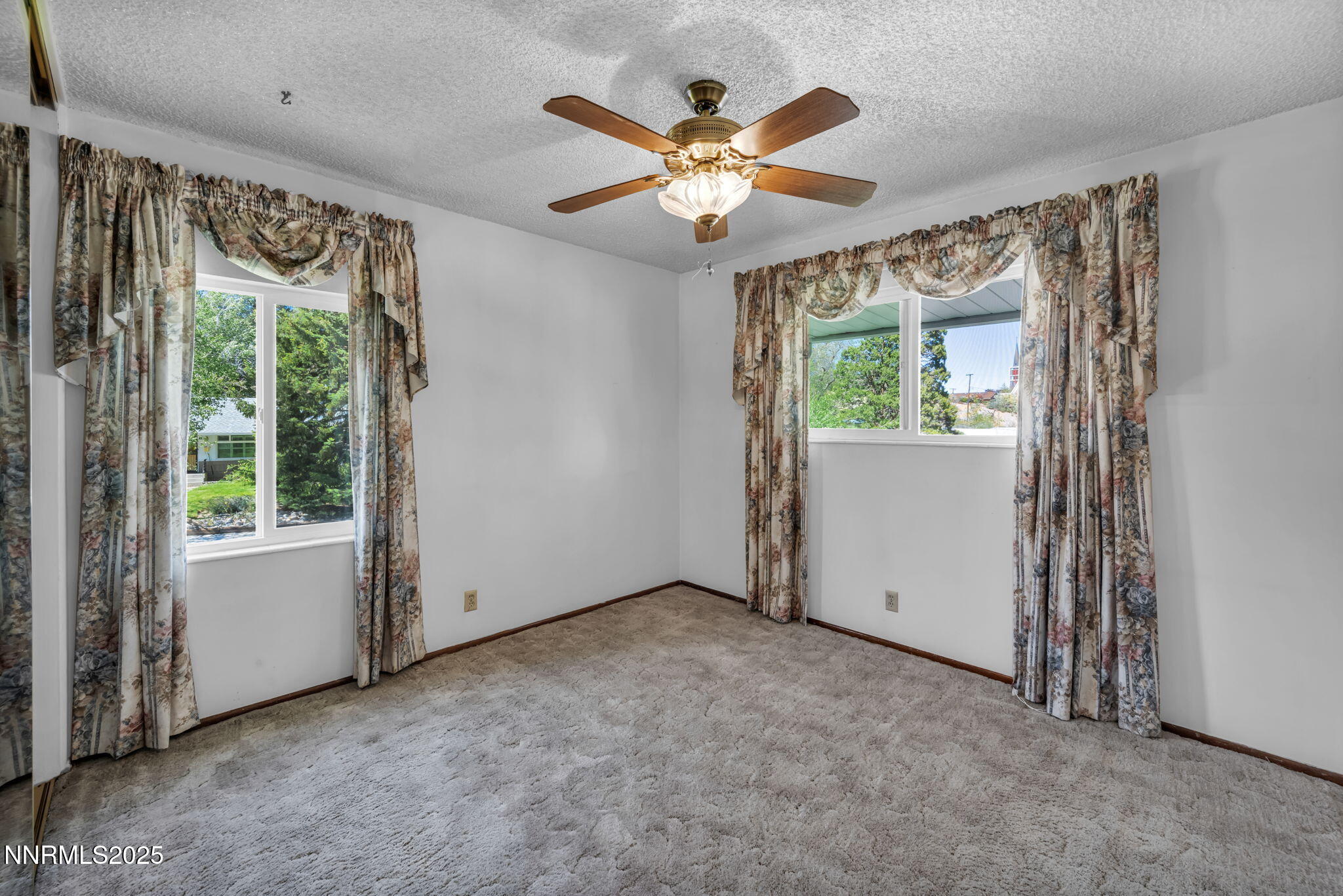 895 Stoker Avenue Reno, NV 89503 - Photo 28 of 43 28-web-or-mls-895-stoker-ave