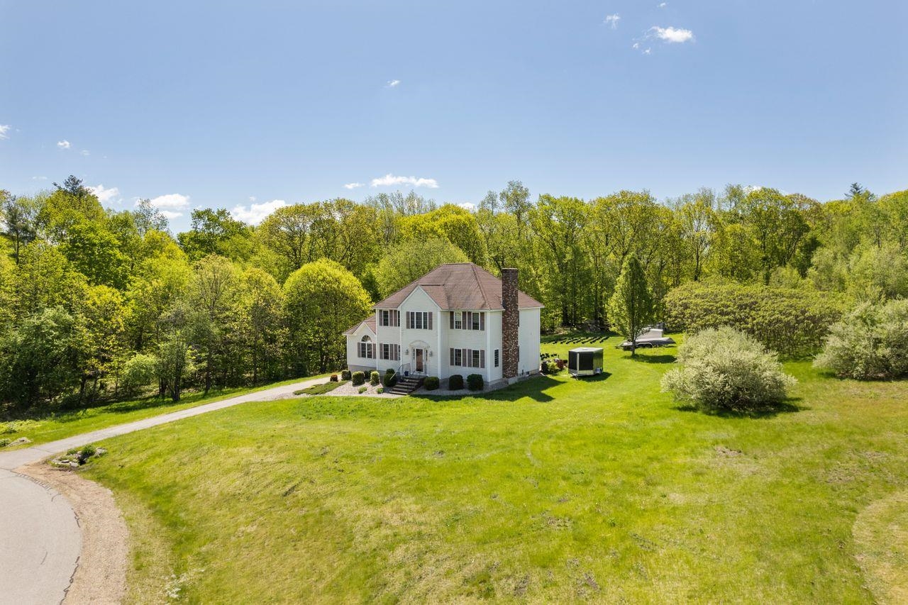 70 Emerson Road Chester, NH 03036 - Photo 3 of 35
