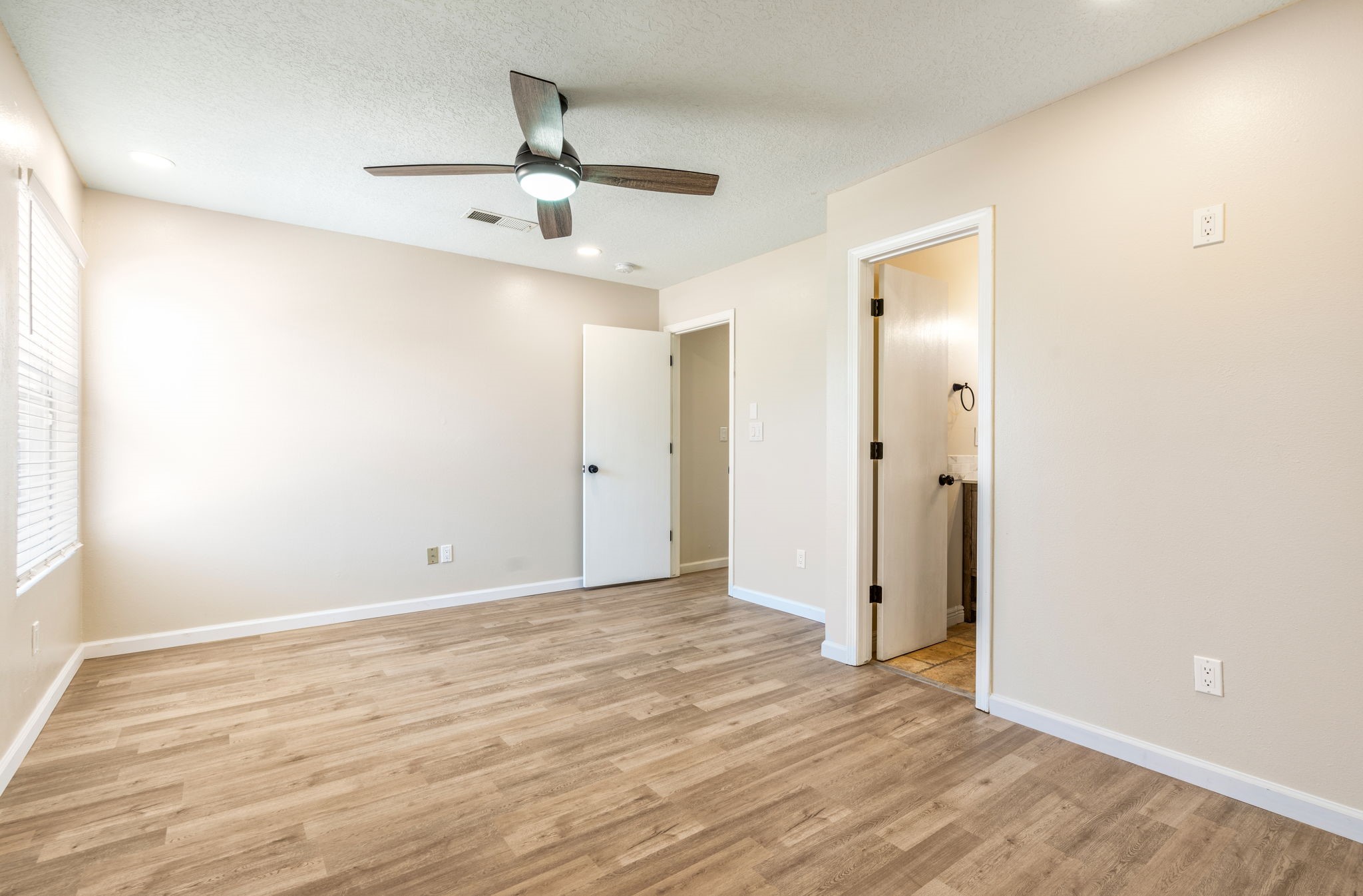 7419 Cripple Creek Road Northwest Albuquerque, NM 87114 - Photo 20 of 33