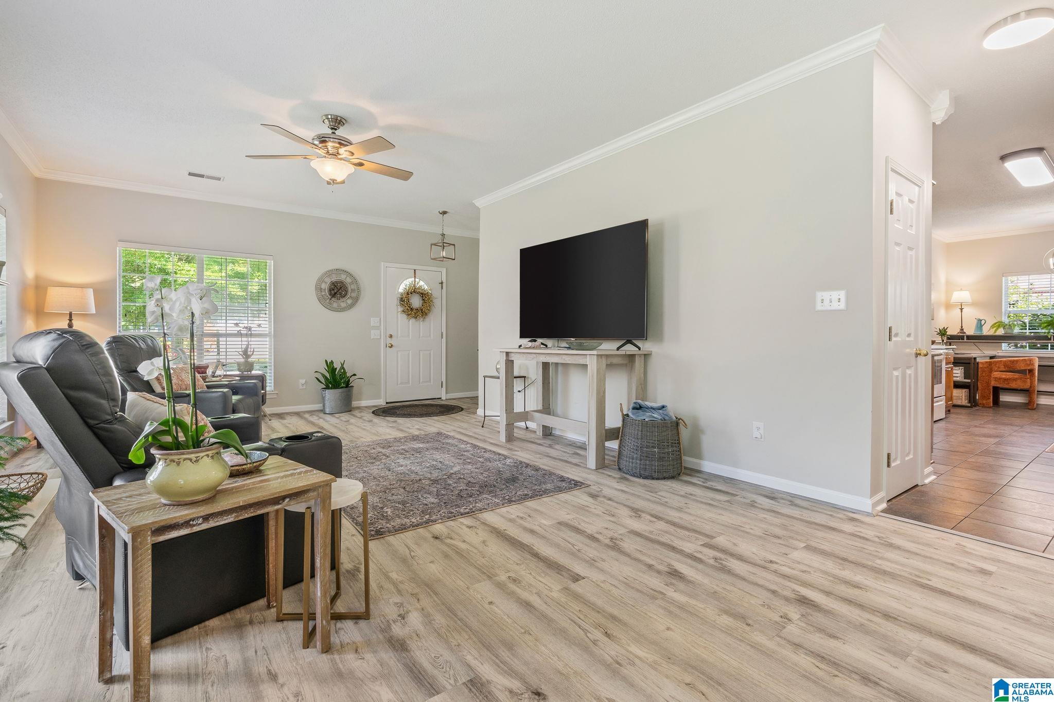 5405 J R Drive Birmingham, AL 35235 - Photo 6 of 28