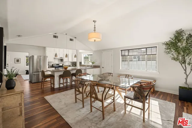 $1,595,000 | 2939 Oakhurst Avenue, Los Angeles, CA 90034