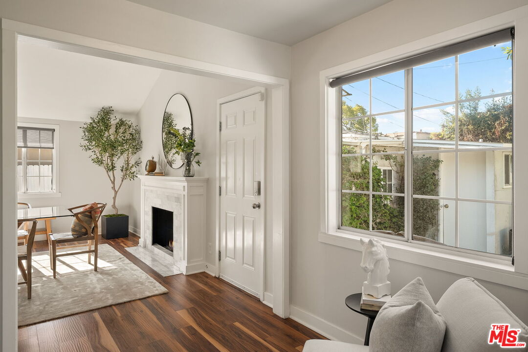 2939 Oakhurst Avenue Los Angeles, CA 90034 - Photo 19 of 32