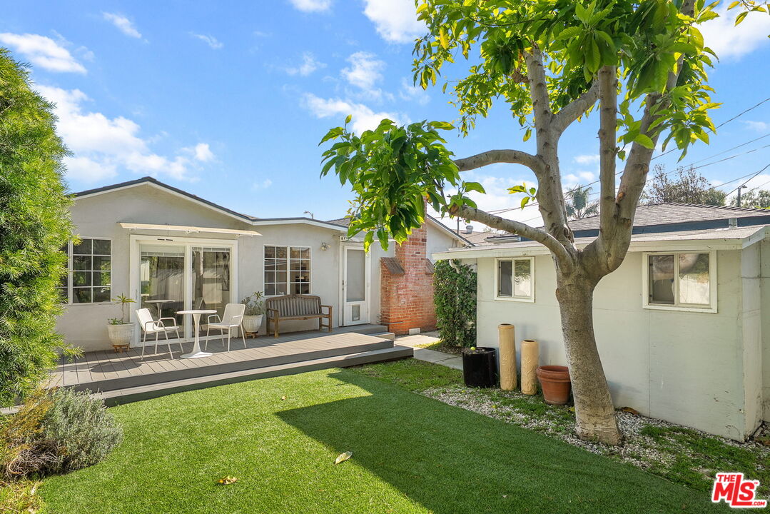 2939 Oakhurst Avenue Los Angeles, CA 90034 - Photo 29 of 32