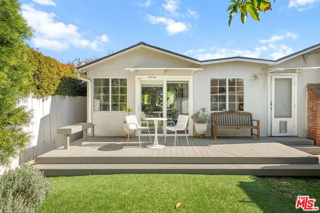 $1,595,000 | 2939 Oakhurst Avenue, Los Angeles, CA 90034