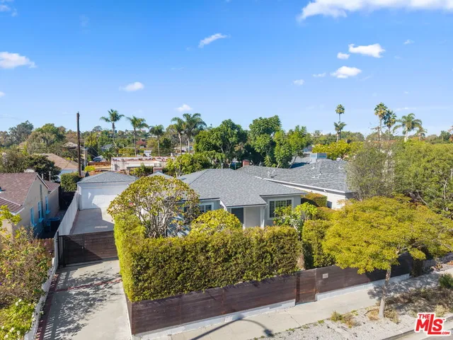 $1,595,000 | 2939 Oakhurst Avenue, Los Angeles, CA 90034