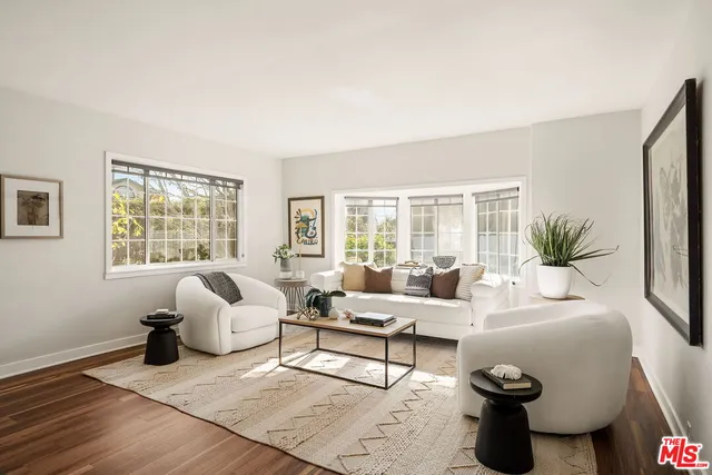 $1,595,000 | 2939 Oakhurst Avenue, Los Angeles, CA 90034