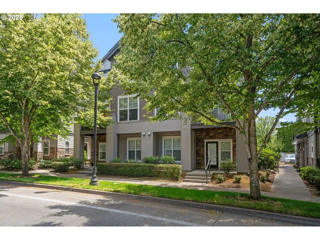 $345,000 | 10757 Northeast Red Wing Way, Unit 201, Hillsboro, OR 97006