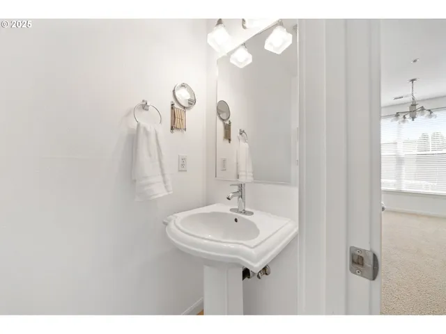 $345,000 | 10757 Northeast Red Wing Way, Unit 201, Hillsboro, OR 97006