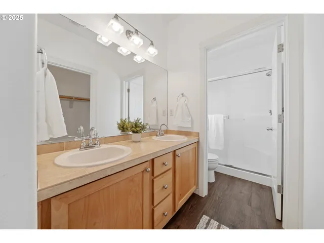 $345,000 | 10757 Northeast Red Wing Way, Unit 201, Hillsboro, OR 97006