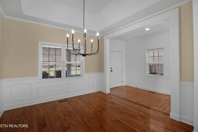 $635,000 | 1049 Rarity Bay Parkway, Vonore, TN 37885