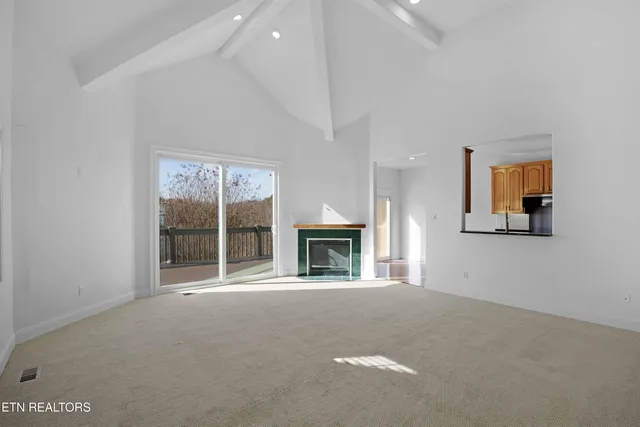 $635,000 | 1049 Rarity Bay Parkway, Vonore, TN 37885