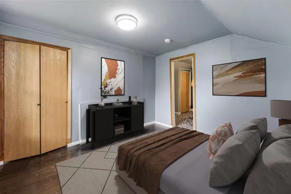 $199,990 | 768 Desoto Street, St. Paul, MN 55130