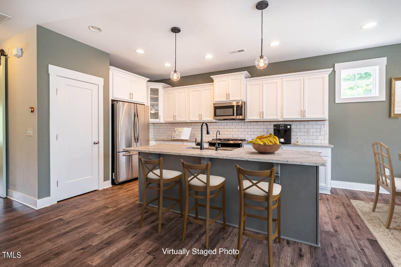 304 Cardinal Ridge Road Chapel Hill, NC 27516 - Photo 11 of 58 Kitchen