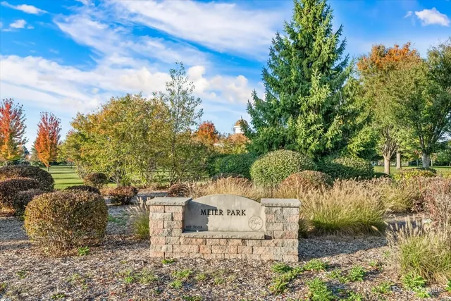 $399,000 | 279 Garden Drive, Elgin, IL 60124