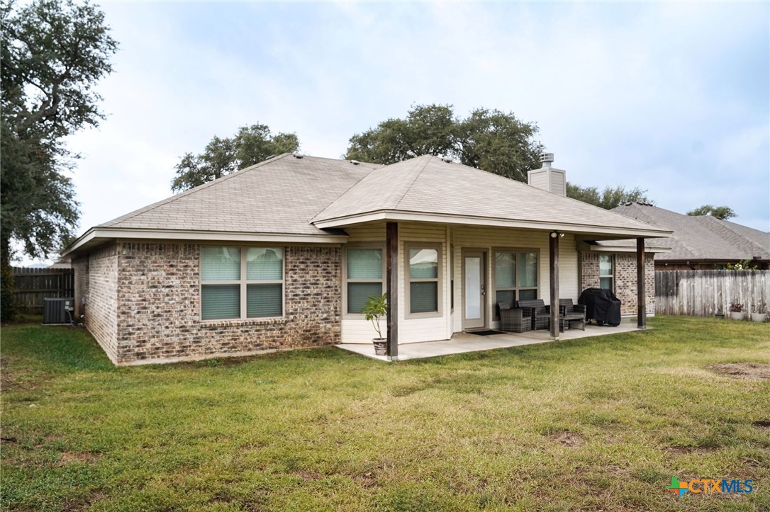 3422 Doss Street Copperas Cove, TX 76522 - Photo 29 of 29 a front view of a house with garden