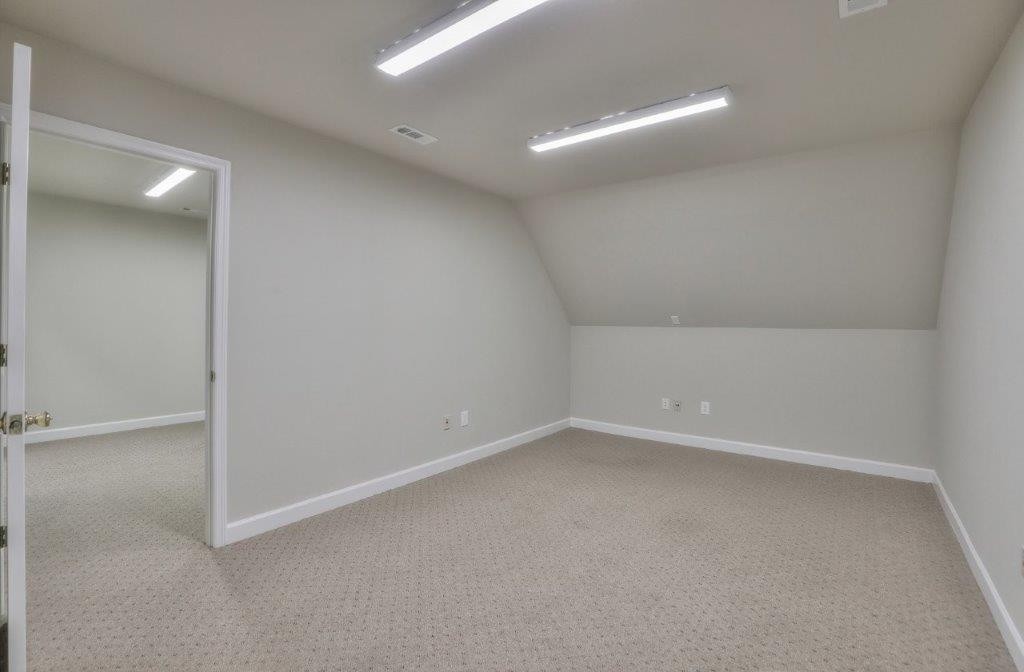 1404 North Main Street Shelbyville, TN 37160 - Photo 13 of 27 a view of an empty room