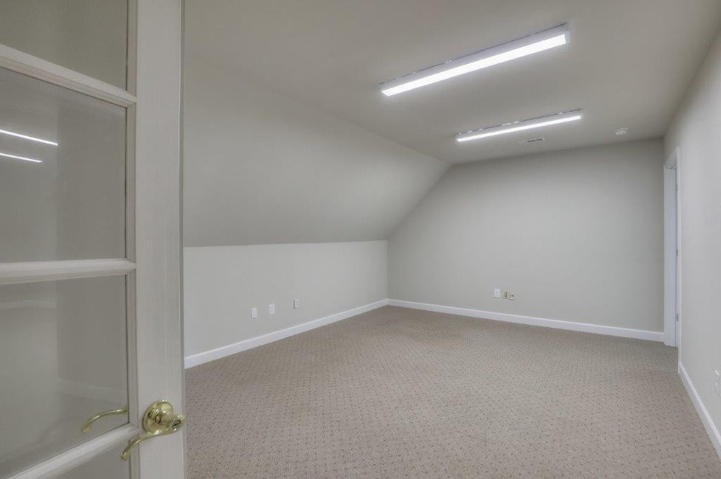 1404 North Main Street Shelbyville, TN 37160 - Photo 16 of 27 a view of an empty room