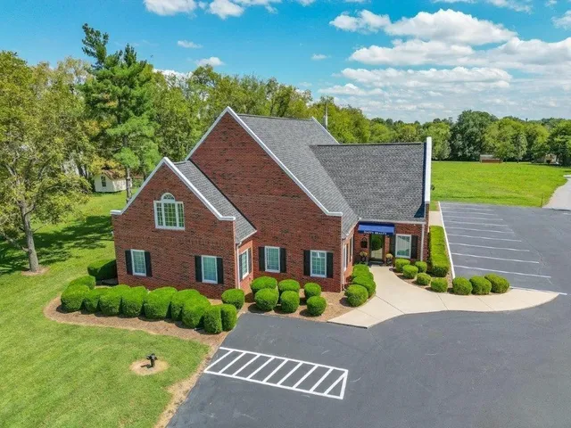 $1,000 | 1404 North Main Street, Shelbyville, TN 37160