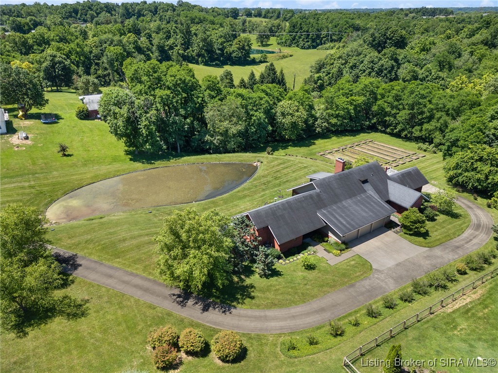 2337 Edwardsville Galena Road Georgetown, IN 47122 - Photo 1 of 84