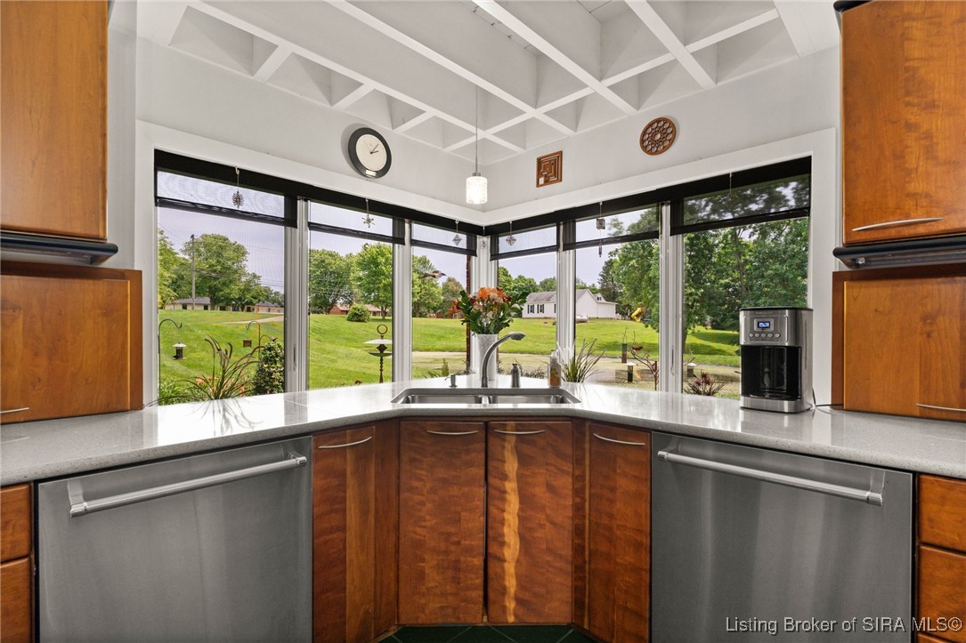 2337 Edwardsville Galena Road Georgetown, IN 47122 - Photo 4 of 84