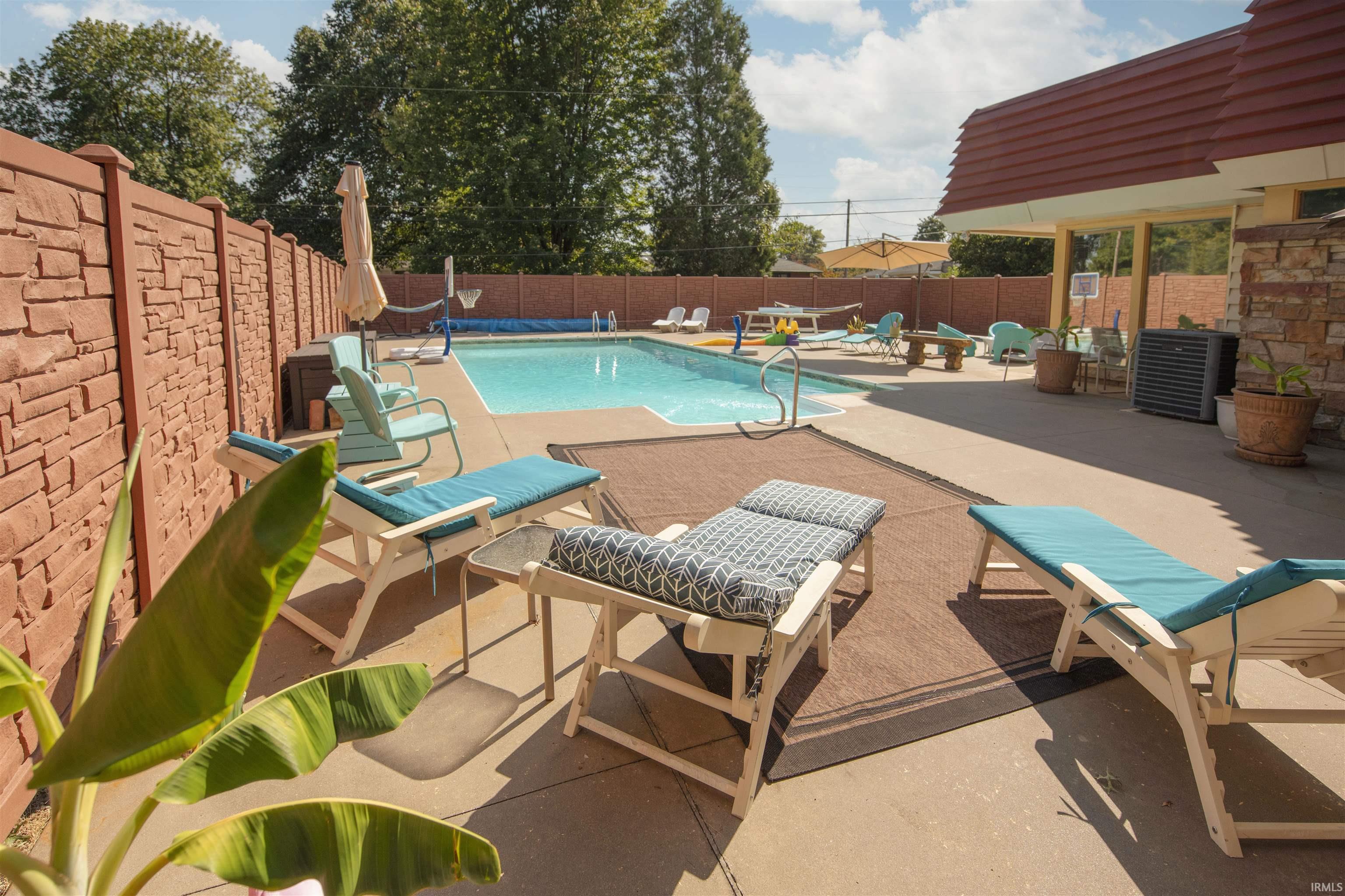 950 South Meadow Road Evansville, IN 47714 - Photo 31 of 36 Gallery Image 31