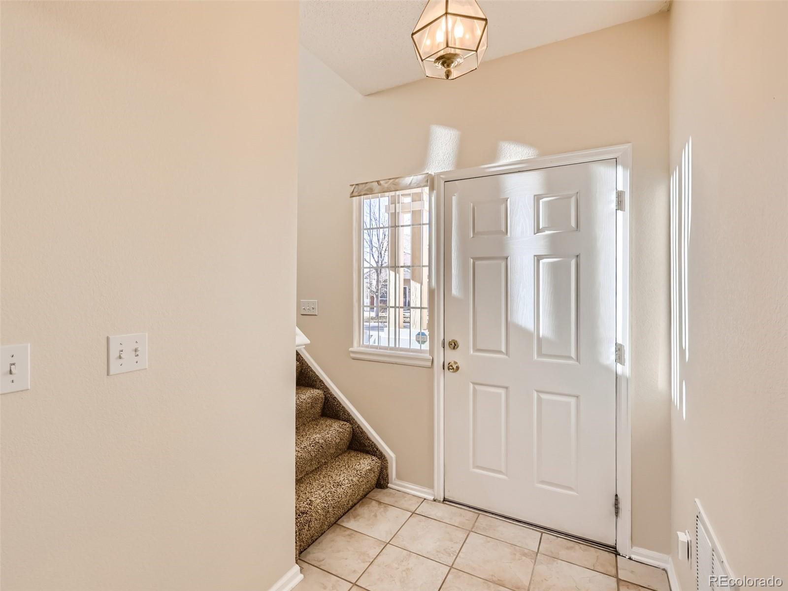 422 Chambers Way Aurora, CO 80011 - Photo 7 of 44 a view of an entryway